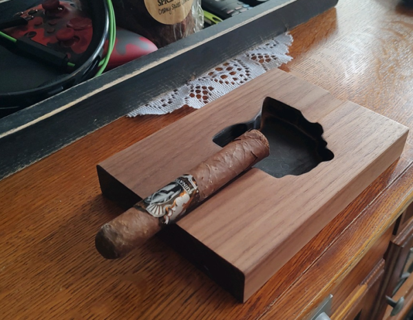 Walnut Cigar ashtray